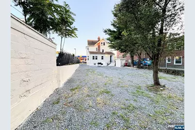 94 Dodd Street, East Orange, NJ 07017 - Photo 7