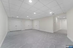 1 Euclid Rd, Fort Lee, NJ 07024 - Photo 37