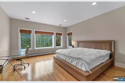 1 Euclid Road, Fort Lee, NJ 07024 - Photo 29