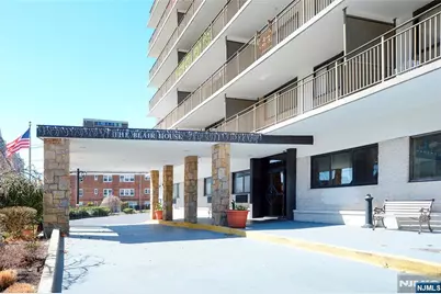 235 Prospect Avenue 2 / Le #2 / LE, Hackensack, NJ 07601 - Photo 15