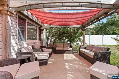 17 Acorn Road, Secaucus, NJ 07094 - Photo 35