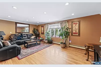 17 Acorn Road, Secaucus, NJ 07094 - Photo 7