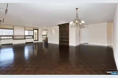 800 Palisade Avenue 401 #401, Fort Lee, NJ 07024 - Photo 7