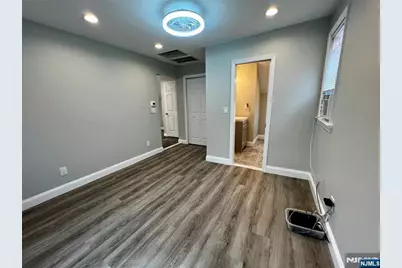 33 Water Street 2 #2, Hackensack, NJ 07601 - Photo 9