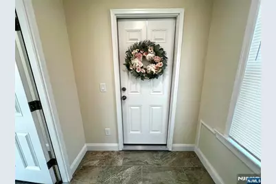 33 Water Street 2 #2, Hackensack, NJ 07601 - Photo 3