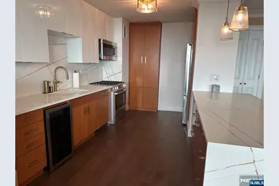 1530 Palisade Avenue 24C #24C, Fort Lee, NJ 07024 - Photo 5