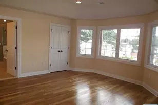 811 Edgewood Ln B, Fort Lee, NJ 07024 - Photo 5