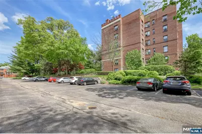 100 E Palisade Avenue D34 #D34, Englewood, NJ 07631 - Photo 1