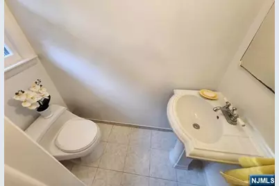 19 Ruth Lane, Demarest, NJ 07627 - Photo 9