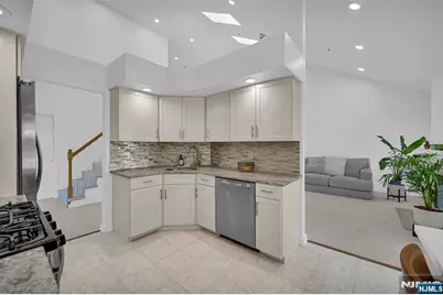 659 Richmond Court 659 #659, Ramsey, NJ 07446 - Photo 13