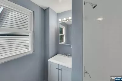 513 Sandford, Newark, NJ 07106 - Photo 23