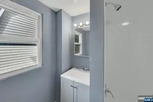 513 Sandford, Newark, NJ 07106 - Photo 23