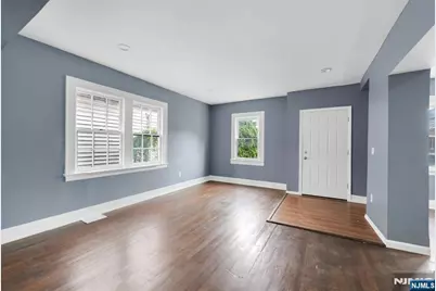 513 Sandford, Newark, NJ 07106 - Photo 3