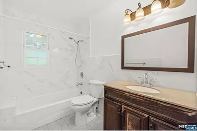 24 E Ruby Avenue 2 #2, Palisades Park, NJ 07650 - Photo 17