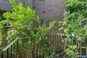 2413 Hammett Ave B, Fort Lee, NJ 07024 - Photo 11