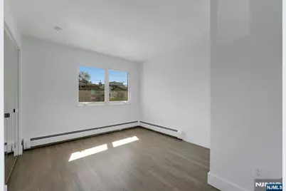 2413 Hammett Avenue A #A, Fort Lee, NJ 07024 - Photo 29