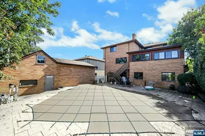 2413 Hammett Avenue A #A, Fort Lee, NJ 07024 - Photo 5