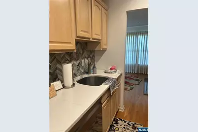 302 Grand Ridge Drive 302 #302, Ridgefield, NJ 07657 - Photo 21