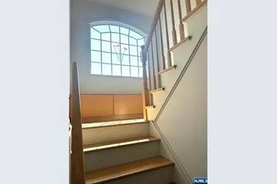 302 Grand Ridge Drive 302 #302, Ridgefield, NJ 07657 - Photo 5