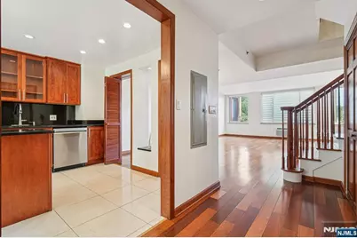 100 Old Palisade Pl16 #PL16, Fort Lee, NJ 07024 - Photo 9
