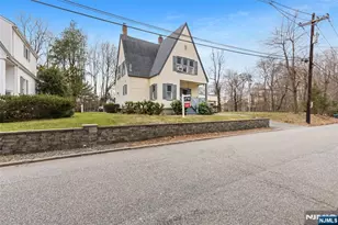 6 Cottage Pl, Allendale, NJ 07401 - Photo 29