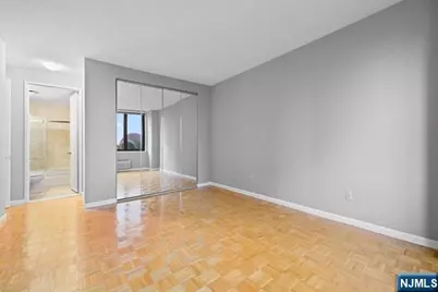 100 Carlyle Drive 5Dn #5DN, Cliffside Park, NJ 07010 - Photo 15