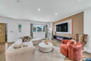 416 Kingsland Ave, Lyndhurst Township, NJ 07071 - Photo 9