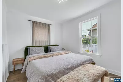 416 Kingsland Avenue, Lyndhurst Township, NJ 07071 - Photo 15