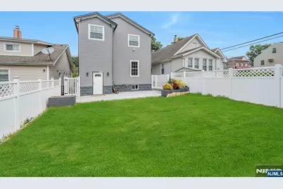 416 Kingsland Avenue, Lyndhurst Township, NJ 07071 - Photo 35