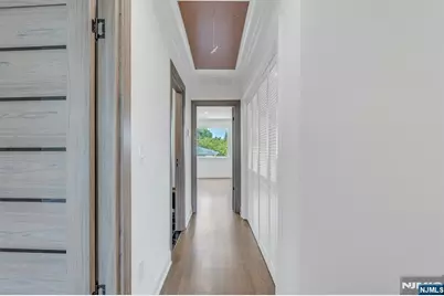 416 Kingsland Avenue, Lyndhurst Township, NJ 07071 - Photo 17