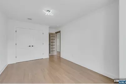 416 Kingsland Avenue, Lyndhurst Township, NJ 07071 - Photo 19