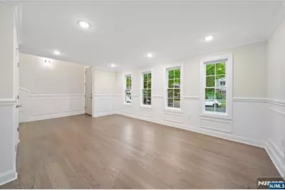 16 Coles Court, River Edge, NJ 07661 - Photo 7