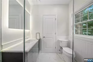 16 Coles Ct, River Edge, NJ 07661 - Photo 21