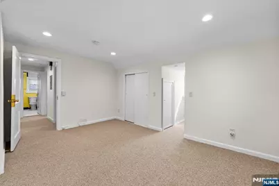 461 9th Street 2nd Floor #2nd Floor, Fairview, NJ 07022 - Photo 11