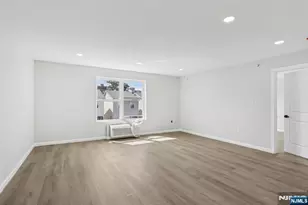 200-202 Summer Street 2, Paterson, NJ 07501 - Photo 5