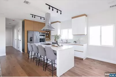 27 Sullivan Drive, Emerson, NJ 07630 - Photo 17