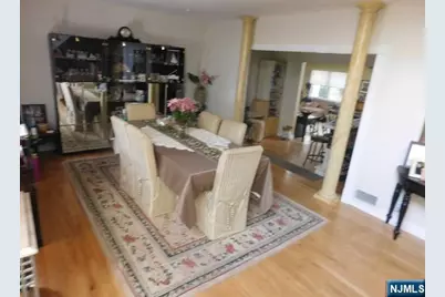 302 Howland Avenue, River Edge, NJ 07661 - Photo 5