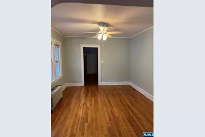 15-36 Parmelee Avenue 2 #2, Fair Lawn, NJ 07410 - Photo 9