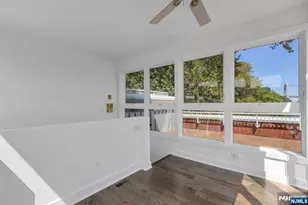 11 Vela Way, Edgewater, NJ 07020 - Photo 23