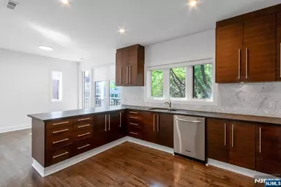 11 Vela Way, Edgewater, NJ 07020 - Photo 11