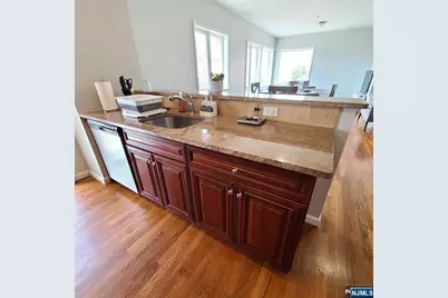 182 Anderson 3A #3A, Fairview, NJ 07022 - Photo 11