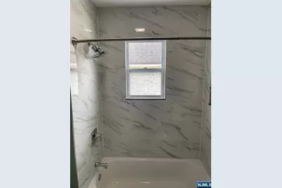 122 Westervelt Avenue 2 #2, Hawthorne, NJ 07506 - Photo 3