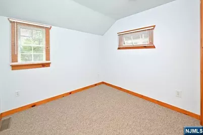 211 Godwin Avenue, Wyckoff Township, NJ 07481 - Photo 15