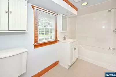 211 Godwin Avenue, Wyckoff Township, NJ 07481 - Photo 11