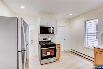 546 Morris Street 1 #1, Orange, NJ 07050 - Photo 11