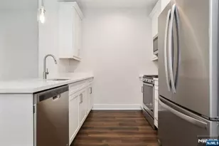 110 Market Street 201, Saddle Brook Township, NJ 07663 - Photo 3