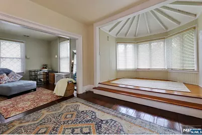 101 E Palisade Avenue, Englewood, NJ 07631 - Photo 29