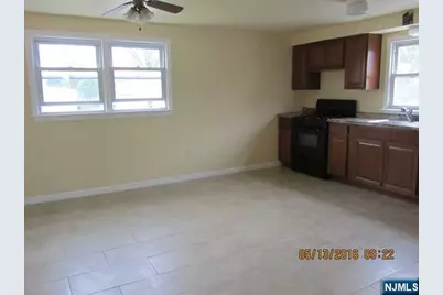 494 Hobson Hobson Avenue, Saddle Brook Township, NJ 07663 - Photo 5