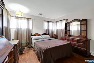 1061 Roosevelt Ave, New Milford, NJ 07646 - Photo 27