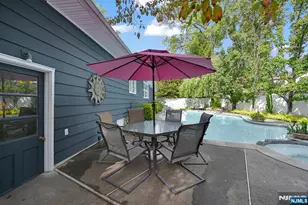 1061 Roosevelt Ave, New Milford, NJ 07646 - Photo 39